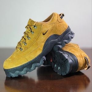 Nike ACG Lahar Low Men's Suede Boots Shoes Wheat Black Orange DB9953 700